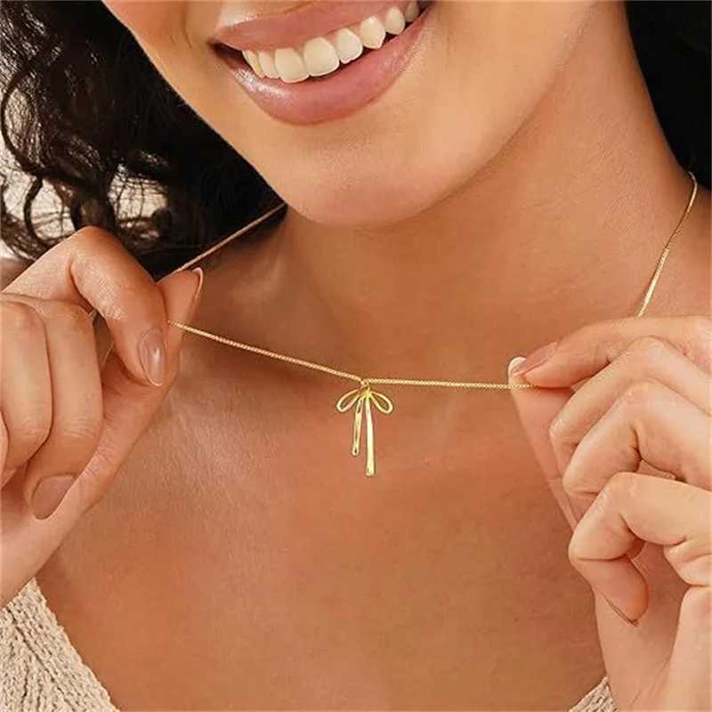 Trendy Gold Bow Necklace Gold Plated Cute Bow Pendant Bow Chain Choker Necklaces for Women Christmas Party Gifts H260403