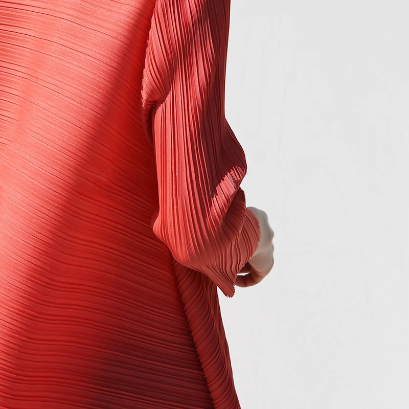 Miyake Pleated Women Two Piece Sets Summer Long Sleeve T-shirt Tops Ladies Loose Pants Original Causal Clothes 260327