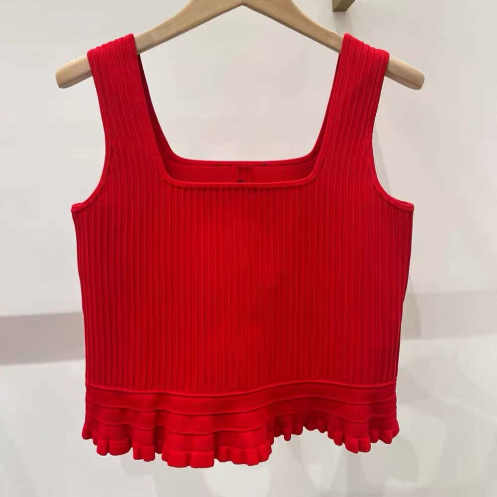 Summer new designer women's fashionable slim k30 fit sexy U-neck sleeveless knitted vest and French short skirt