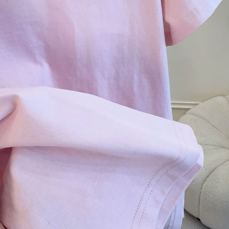 Ladies Spring Summer New Pink Embroidered Short Sleeve Top, Designer Vintage Luxury Crewneck 100% Cotton Blouse, Runway Chic Classic Oversized Elegant