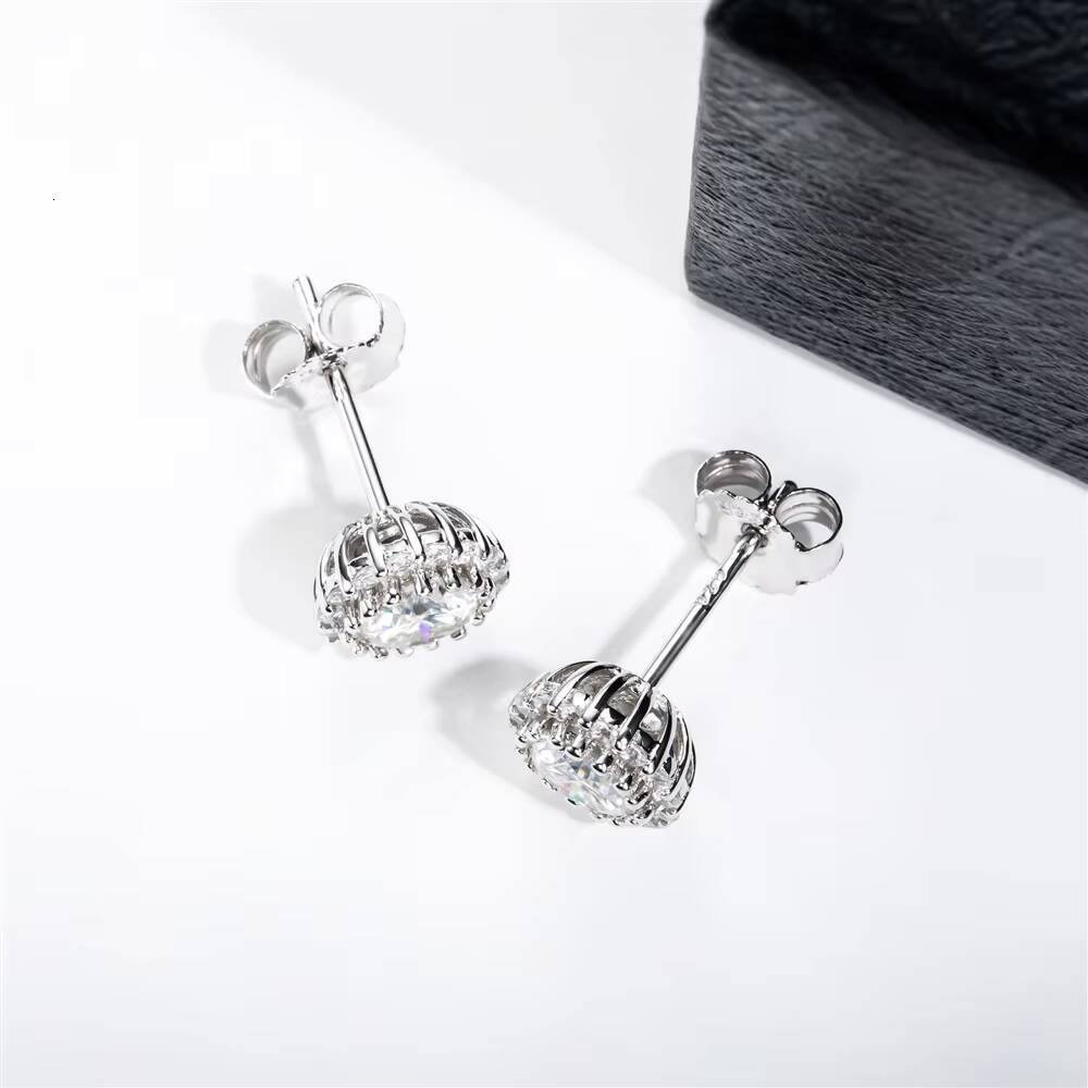 Halo Full Pave Floral Moissanite Stud Earrings S925 Sterling Silver Light Luxury Premium for Tiktok Live Wholesale