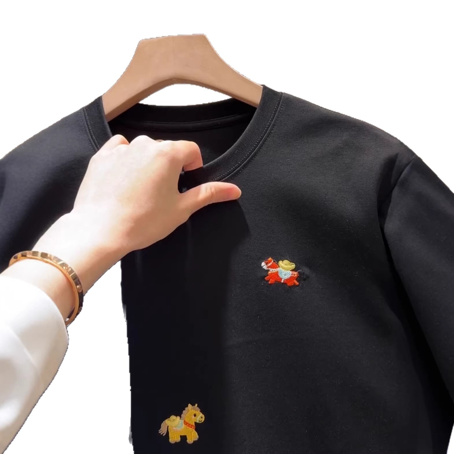 Luxury Brand Designer T-shirt 2026 Spring New Year Edition Red Horse Year Embroidery Unisex Trendy Brand Short Sleeve Casual Versatile Half Sleeve Top