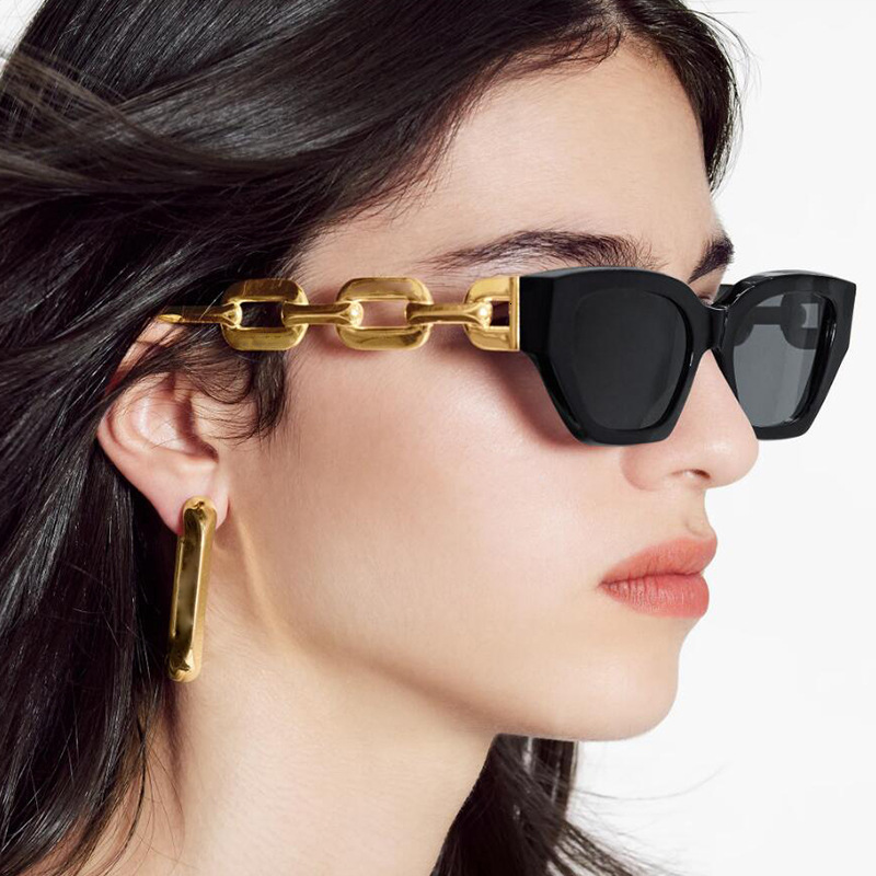 Designer's Luxurious And Fashionable New Metal Chain Leg Women's Sunglasses Fashionable Polygonal Small Frame Sunglasses Hip-hop And Interne