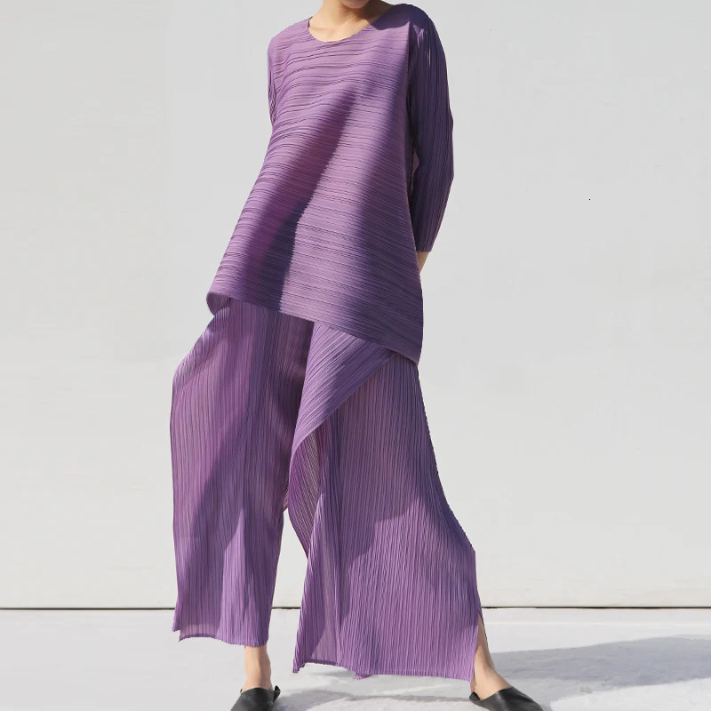 Miyake Pleated Women Two Piece Sets Summer Long Sleeve T-shirt Tops Ladies Loose Pants Original Causal Clothes 260327