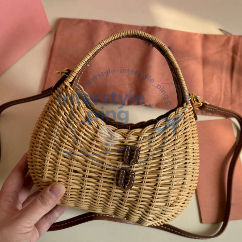 Designer coa chs love heart-shaped bag women leather Shoulder crossbody bags mini Clutch wallet Hobo purses ladies messenger Satchels Sacoche cross body handbag