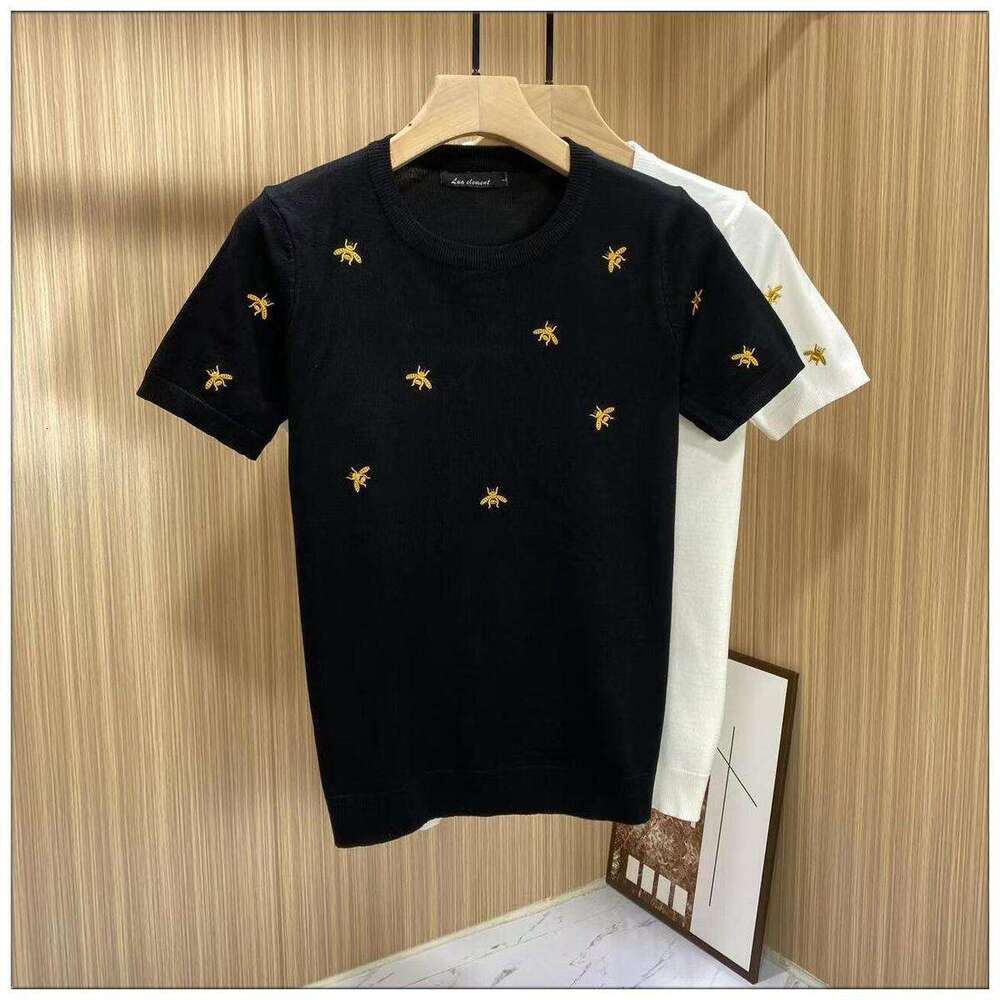 New Autumn And Winter Short-Sleeve Sweater For Men, Half-Sleeve Knitwear With Round Neck, Bee Embroidery, Slim-Fit Base Shirt, Youth Top
