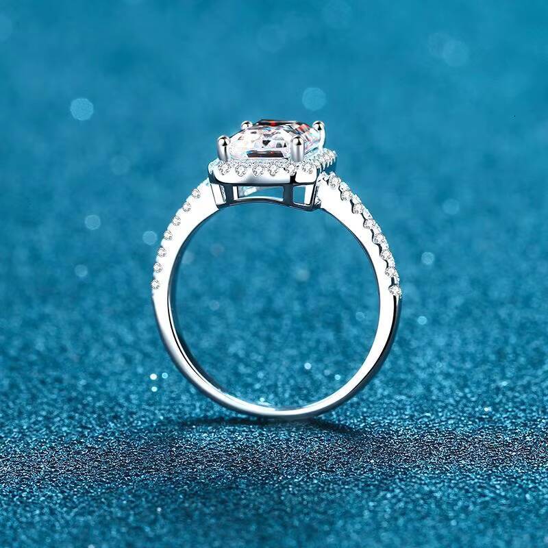 PYQ Vintage Halo Moissanite Diamond Ring 1ct-2ct Radiant Cut 925 Sterling Silver for Womens Wedding Engagement