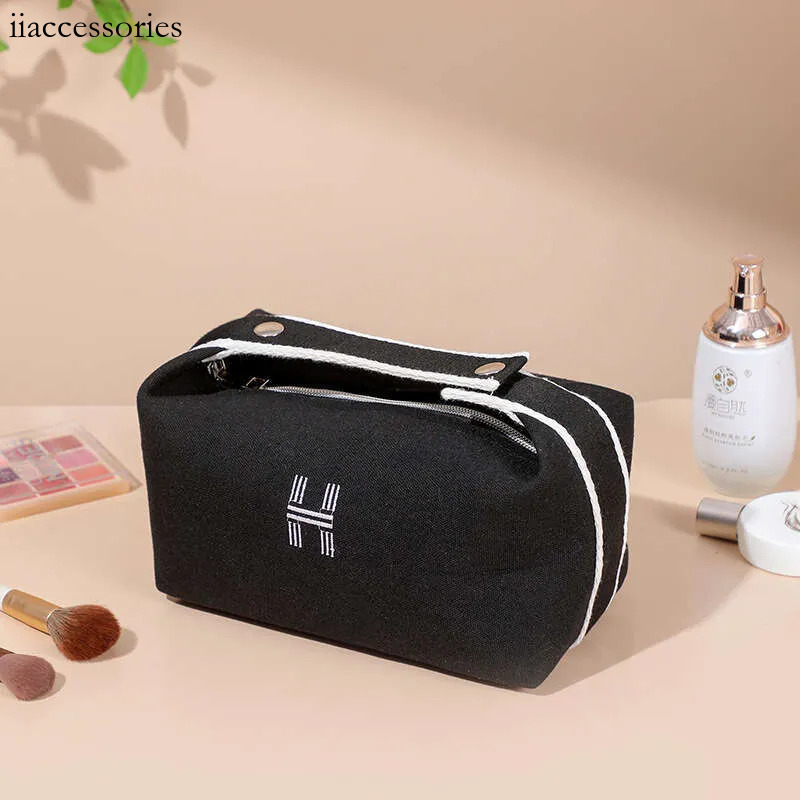 Simple Portable Toiletry Waterproof Dustproof Travel Storage Japanese Style Large Capacity Canvas Handheld Makeup Bag