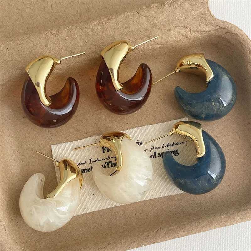 XIALUOKE Fashion Geometric Irregular Resin Stud Earrings Womens Party Wedding Jewelry Travel Accessories H260403