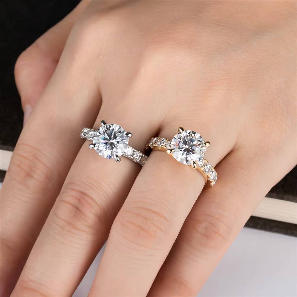 PYQ 35 Ct Classic Four Prong Moissanite Ring 925 Sterling Silver Light Luxury Wedding Band for Women Factory Wholesale