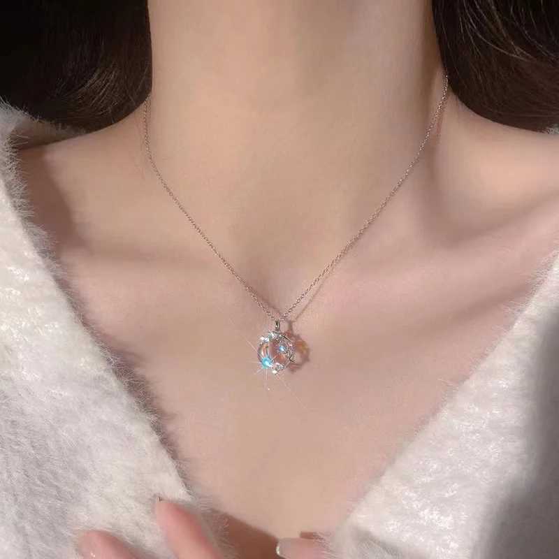 Fashion Shiny Star Moon Pendant Necklace for Women Simple Silver Color Moonstone Clavicle Chain Necklace Party Jewelry Gifts H260403