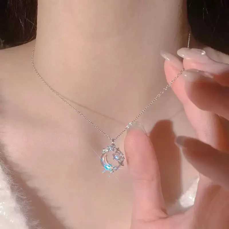Fashion Shiny Star Moon Pendant Necklace for Women Simple Silver Color Moonstone Clavicle Chain Necklace Party Jewelry Gifts H260403