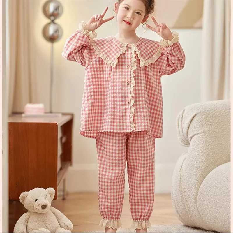 Girls Cute Checkered Pajama Set 2023 Autumn New Long Sleeve Doll Collar Childrens Stylish Home Clothes Trendy H260403