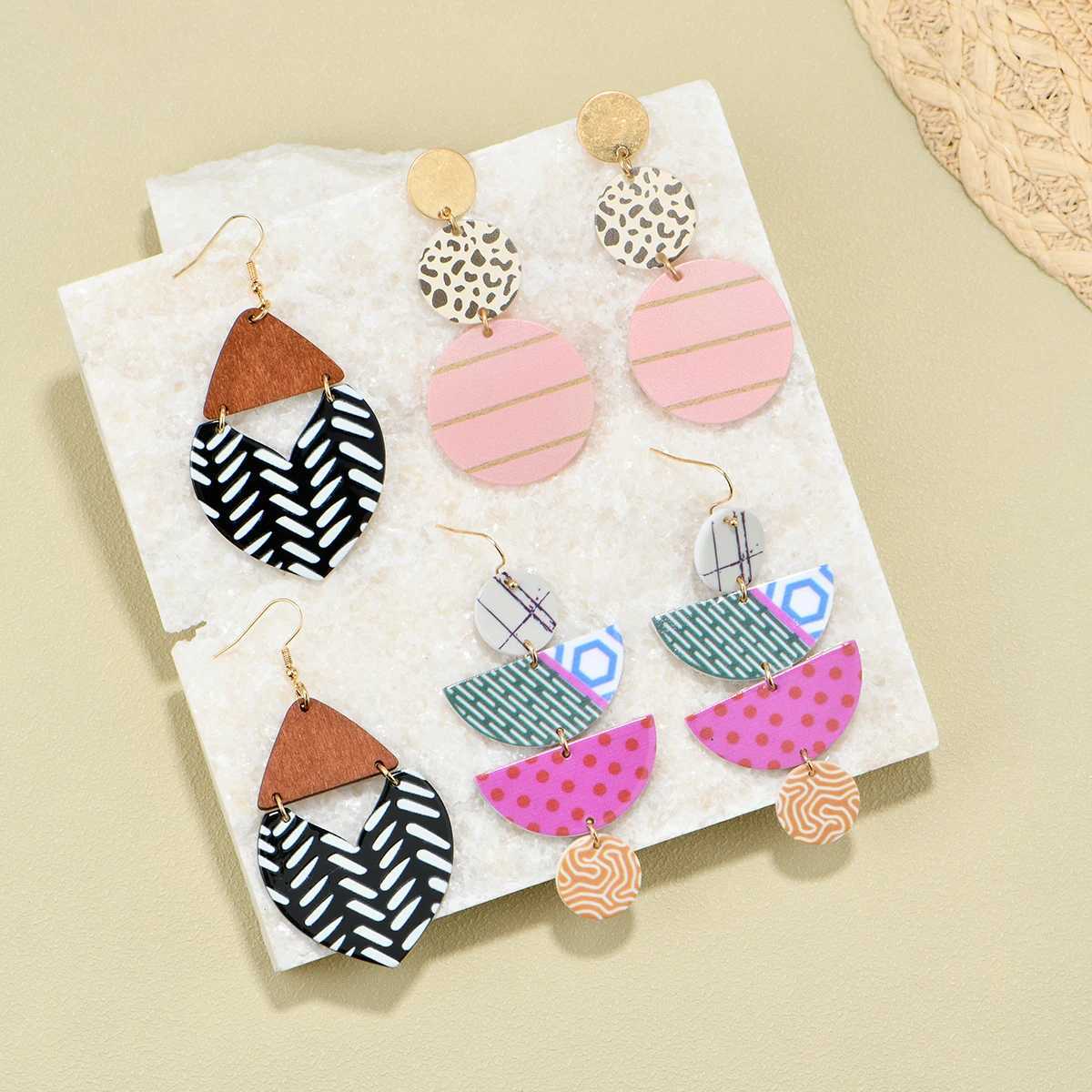 Trendy Geometric Style Earrings Wooden Triangle Splicing Colorfulful Polka Dot Stripess Personalized Versatile Earring Set H260403