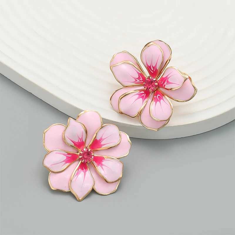 Metal Flower Enamel Post Earrings For Women Multi Color Two Layer Petal Fashion Jewelry Classic Elegant Party Accessories MQ144 H260403