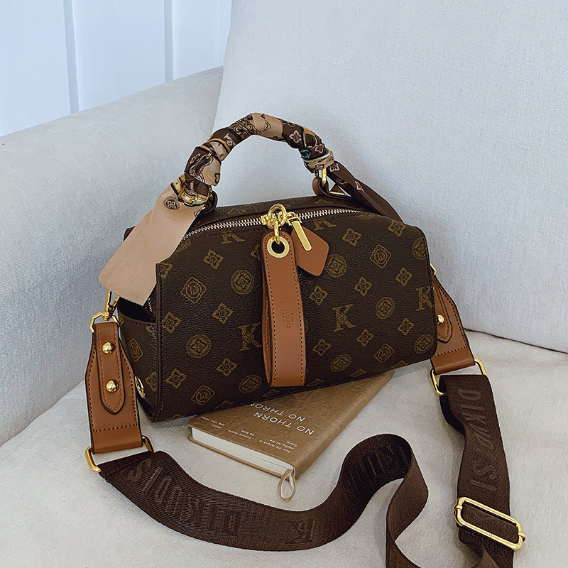 2026 New Style Design Arrival Premium Print Handbag Light Luxury Versatile Fashion Boston bag High Quality Women's Gift Free Shipping
