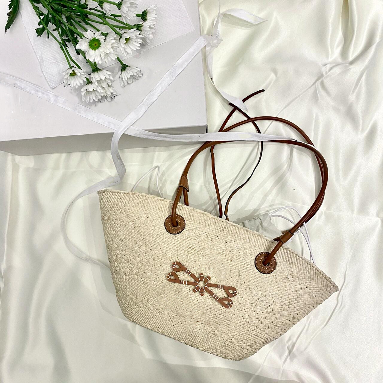 Designer bag Summer Raffias Straw weavev beach bag Luxury handbag Linen woven Anagram Basket bag Women men Shoulder Font Tote bag fashion vacation travel Shopper bag