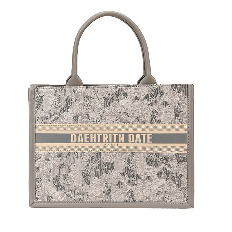 2026 summer HOT casual fashion retro tote bag Versatile large capacity trend commuter designer cross body bag for women