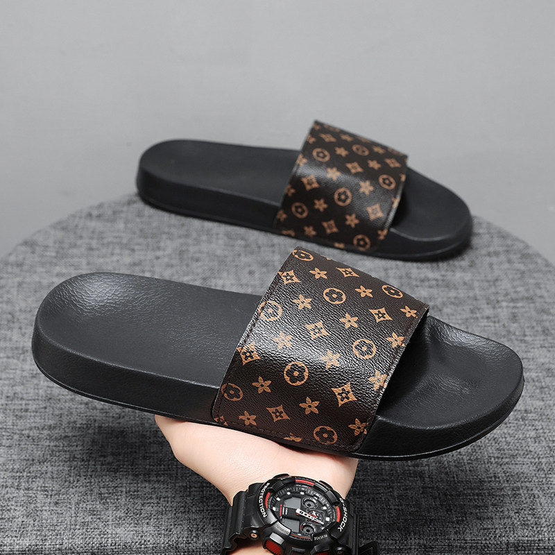 Men's beach vacation slippers 2026 new print design fashionable soft bottom anti slip casual cool slippers