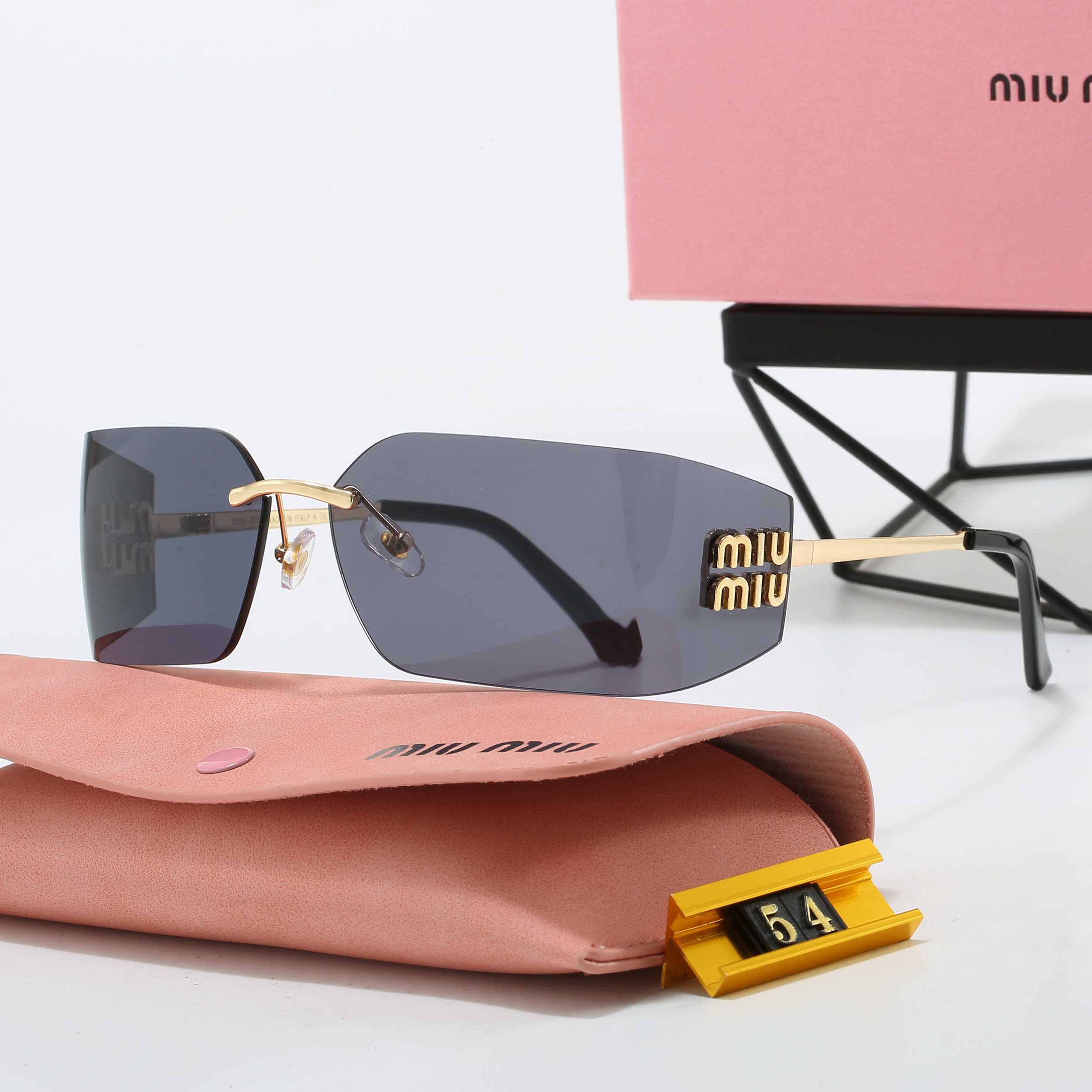 Designer Sunglasses Original Classic Styles Unisex UV400 Polarized Lenses Driving, Travel, Beach Fashion Sunglasses mmiumiu-miumiu miumiusunglasse Y0OM IEF3 A02
