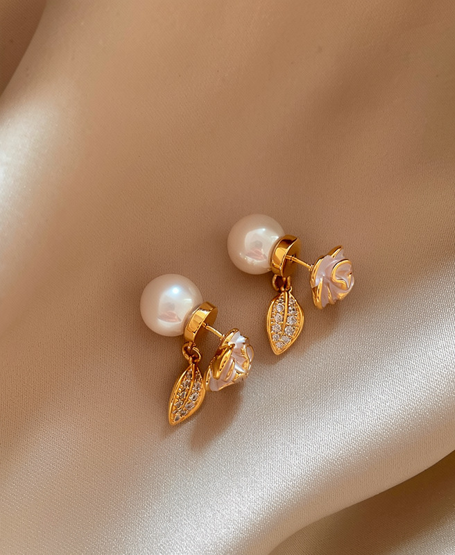 Elegant and stylish camellia pearl zirconia stud earrings for women, versatile design, 2026 new popular ear accessories - view 7
