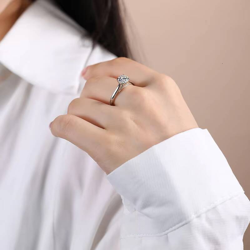 1Ct Classic Four Prong Moissanite Engagement Ring for Women in 925 Sterling Silver Platinum Plated Wholesale