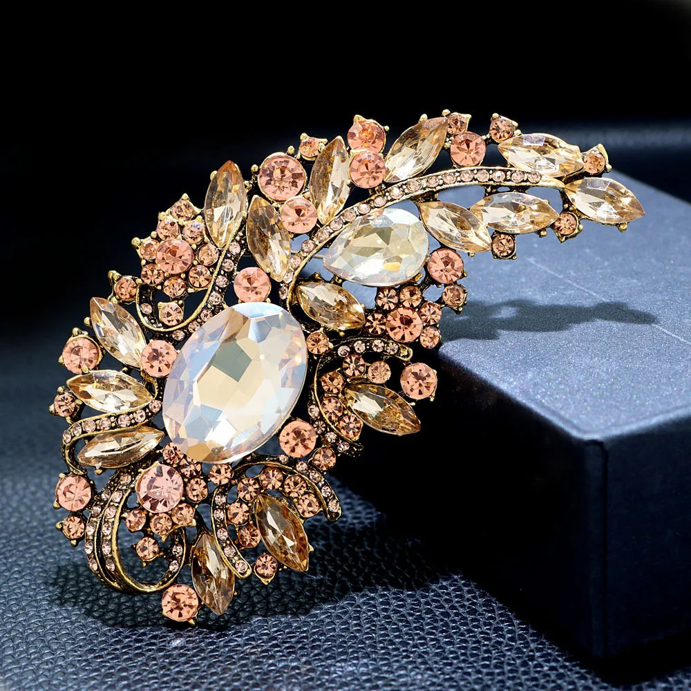 SKEDS Luxury Women Shiny Large Rhinestone Solid Color Brooches Pins Exquisite Crystal Party Banquet Jewelry Badges For Lady 260403BJ
