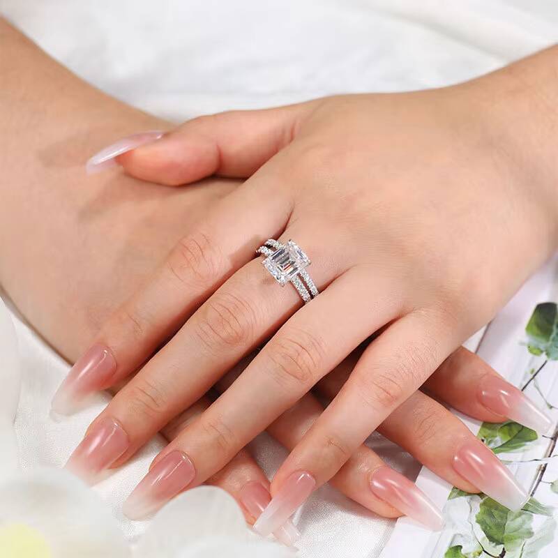 Hidden Halo 4 Ct Emerald Cut Moissanite Ring for Women in S925 Silver Platinum Plated Wholesale Dropshipping