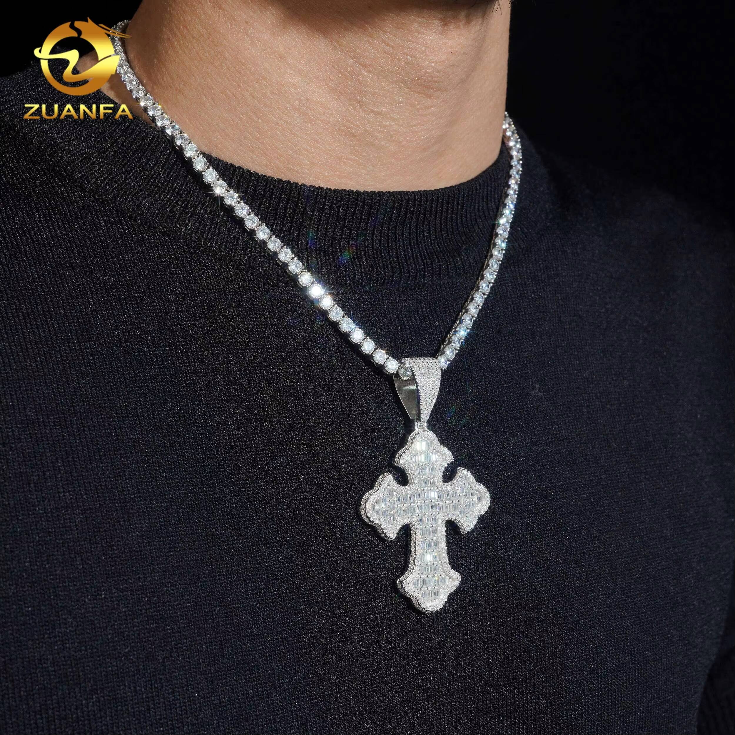 New Arrival Fine Hip Hop Moissanite Jewelry Pendant 925 Silver Baguette Diamond Iced Out Jewelry VVS Moissanite Cross Pendant