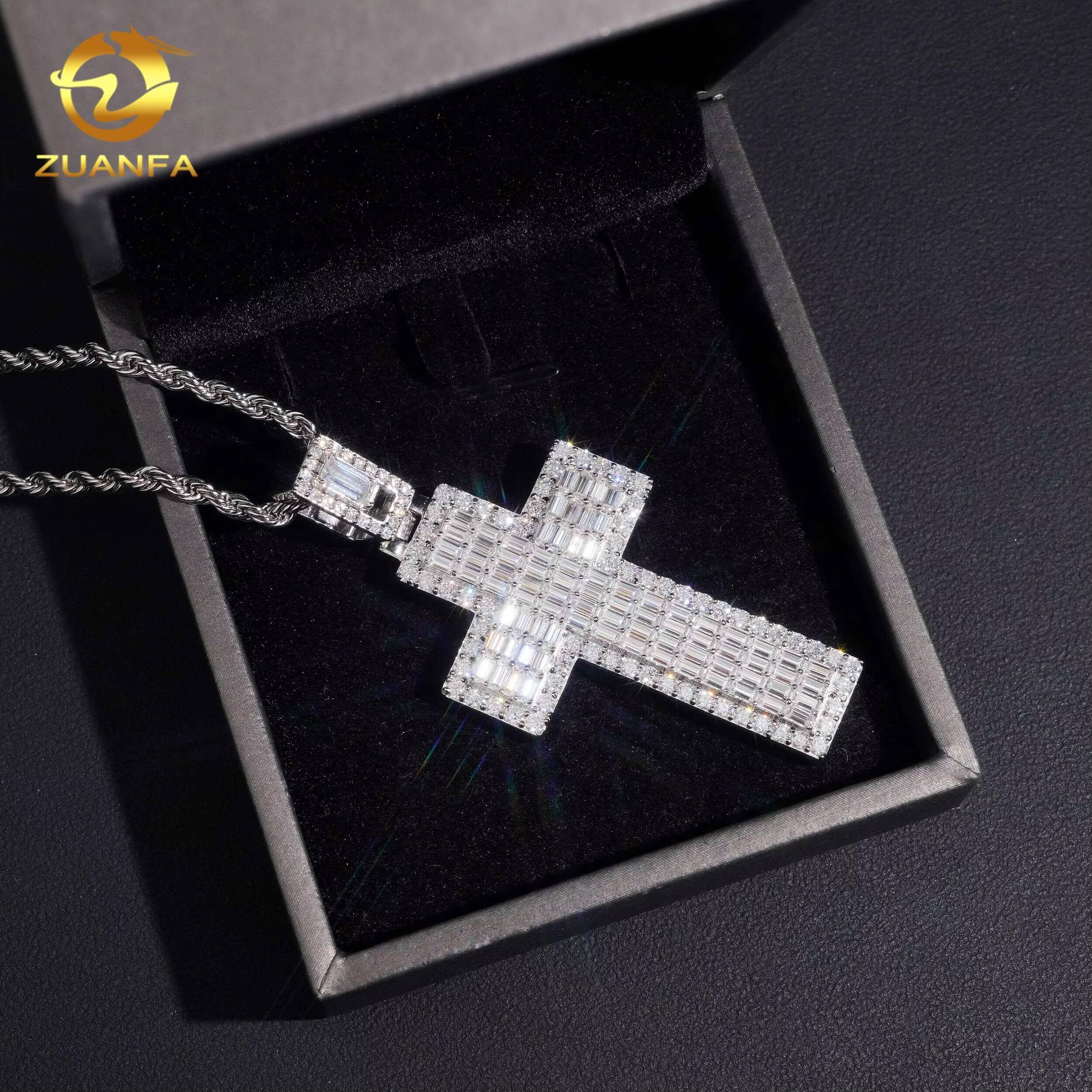 Baguette Cut Diamond Fine Hip Hop Moissanite Jewelry Iced Out Solid Back Cross Pendant 925 Silver VVS Moissanite Pendant