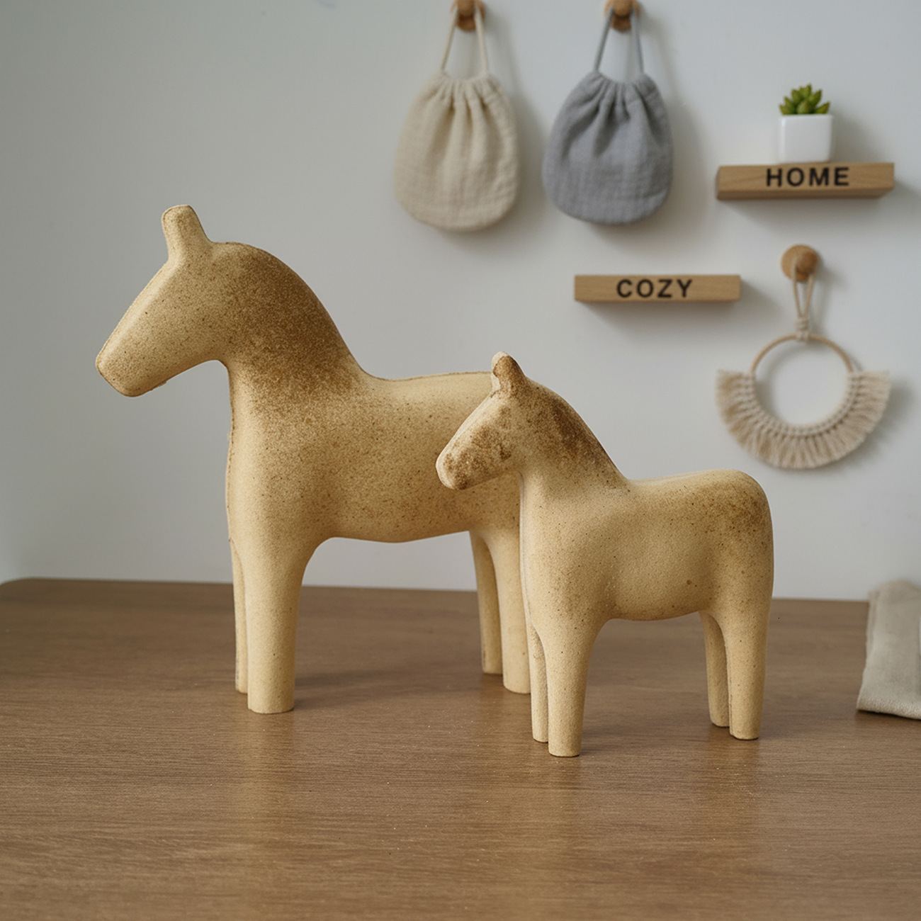 Home Decor Objects Ornament Wooden Horse Animal Figurine Paintable DIY Craft Raw Coarse Blank Home Desktop Decoration