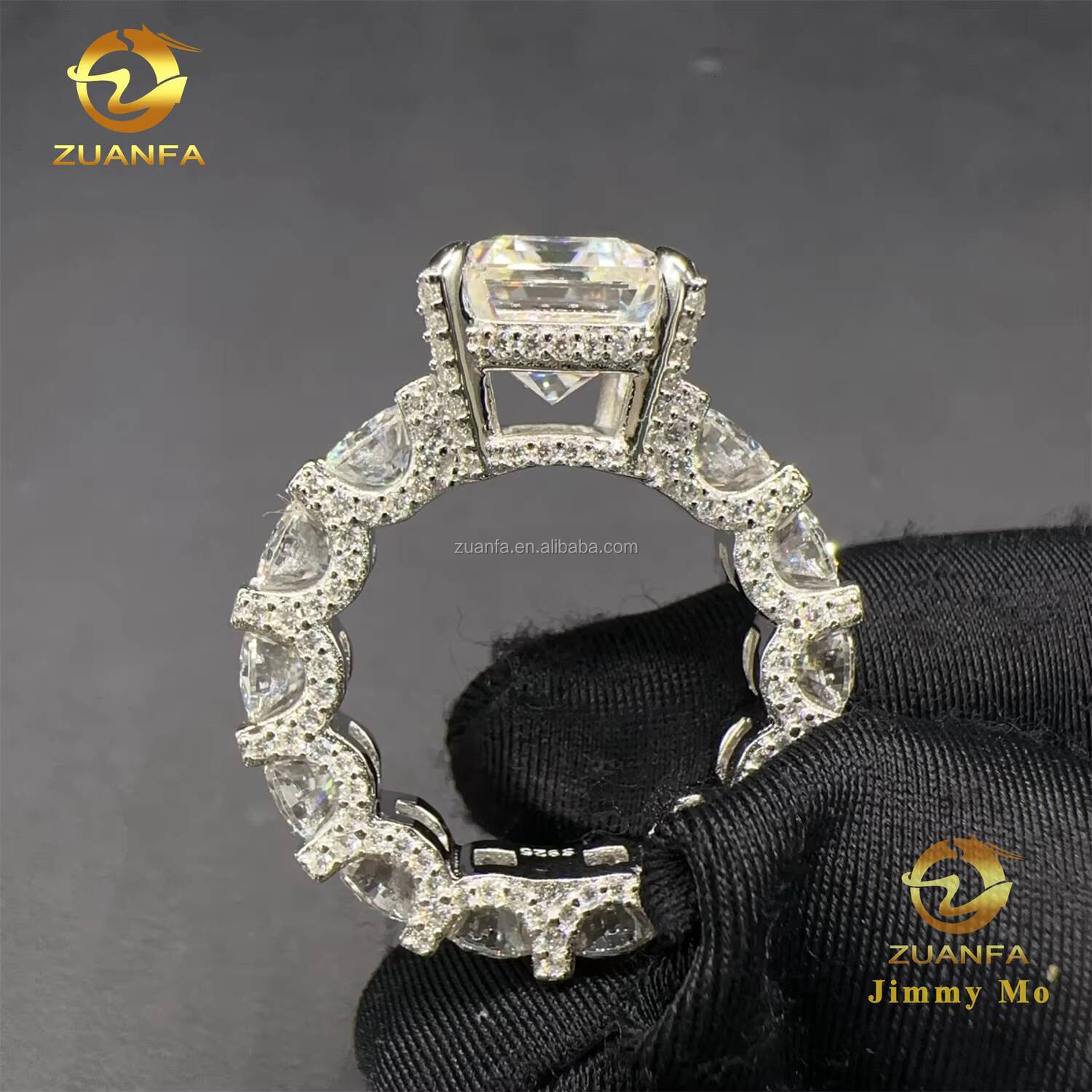Unique Luxury 925 Solid Silver Bridal Women Jewelry VVS1 5Ct Big Size VVS1 Emerald Moissanite Eternity Engagement Band Ring