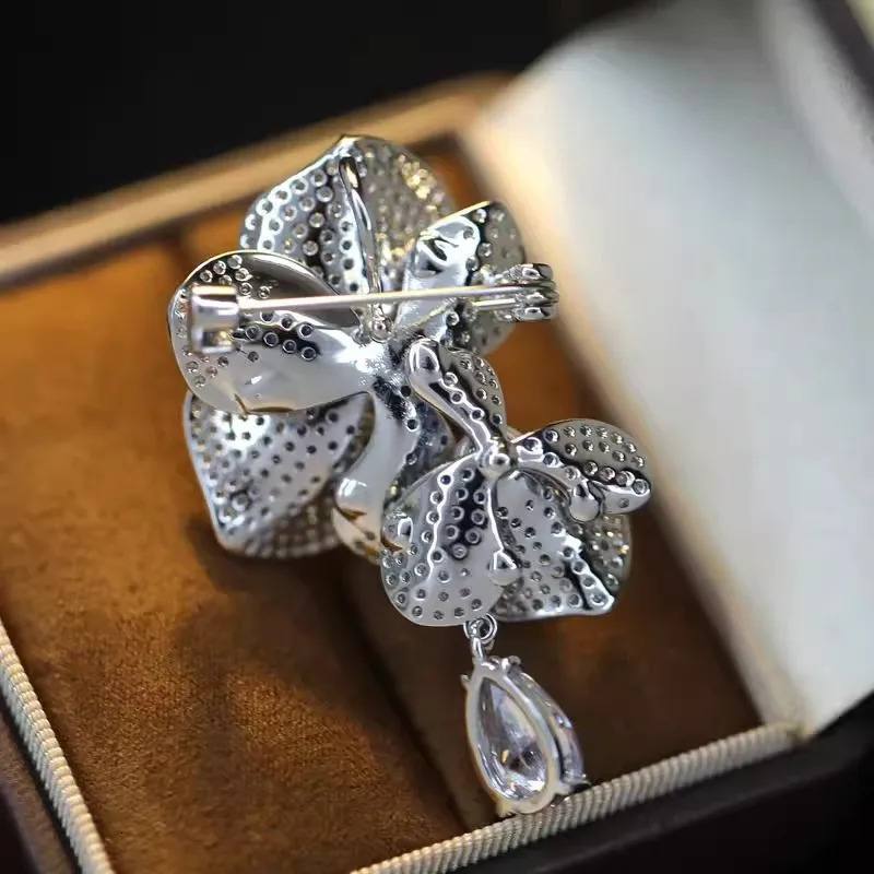 Light Luxury Elegant Zircon Pearl Flower Phalaenopsis Brooch For Women Fashion Sweet Crystal Jewelry Geometry Jewelry Gifts 260403BJ - view 4