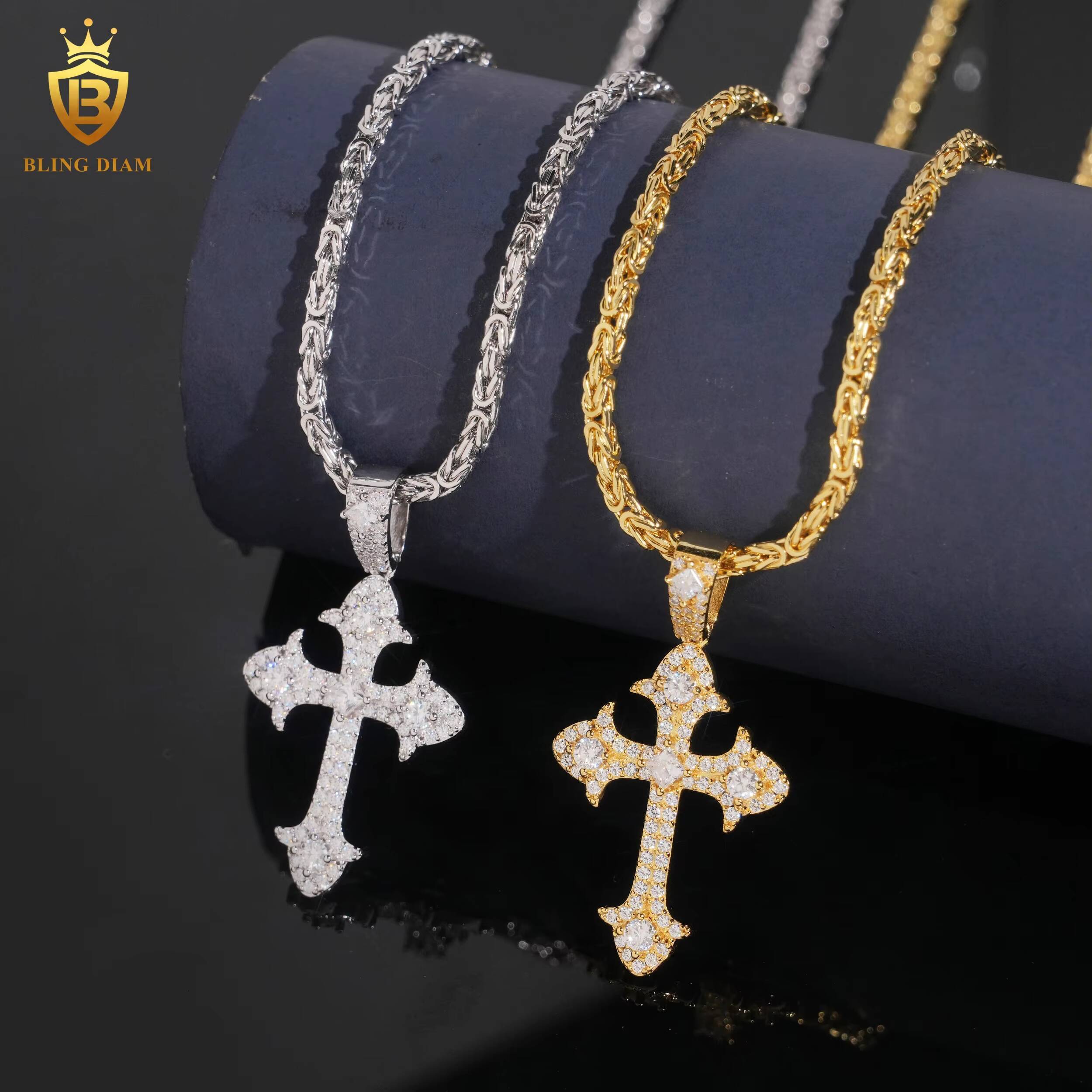 USA Stock Hiphop Cross Pendant Charms Round Brilliant Moissanite Pendant 925 Silver Gold Plated GRA Certified Moissanite Pendant