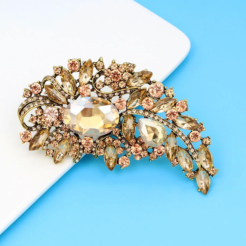 SKEDS Luxury Women Shiny Large Rhinestone Solid Color Brooches Pins Exquisite Crystal Party Banquet Jewelry Badges For Lady 260403BJ - view 6