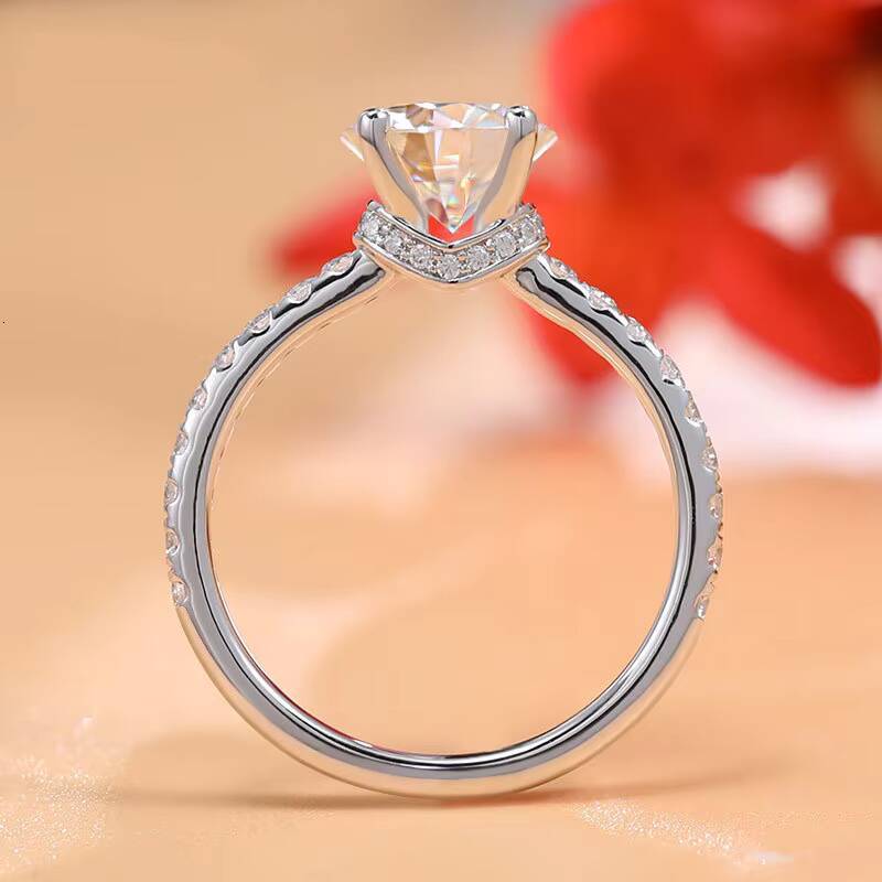 2 Ct Four Prong Moissanite Engagement Ring for Women S925 Silver Platinum Plated Dropshipping Available