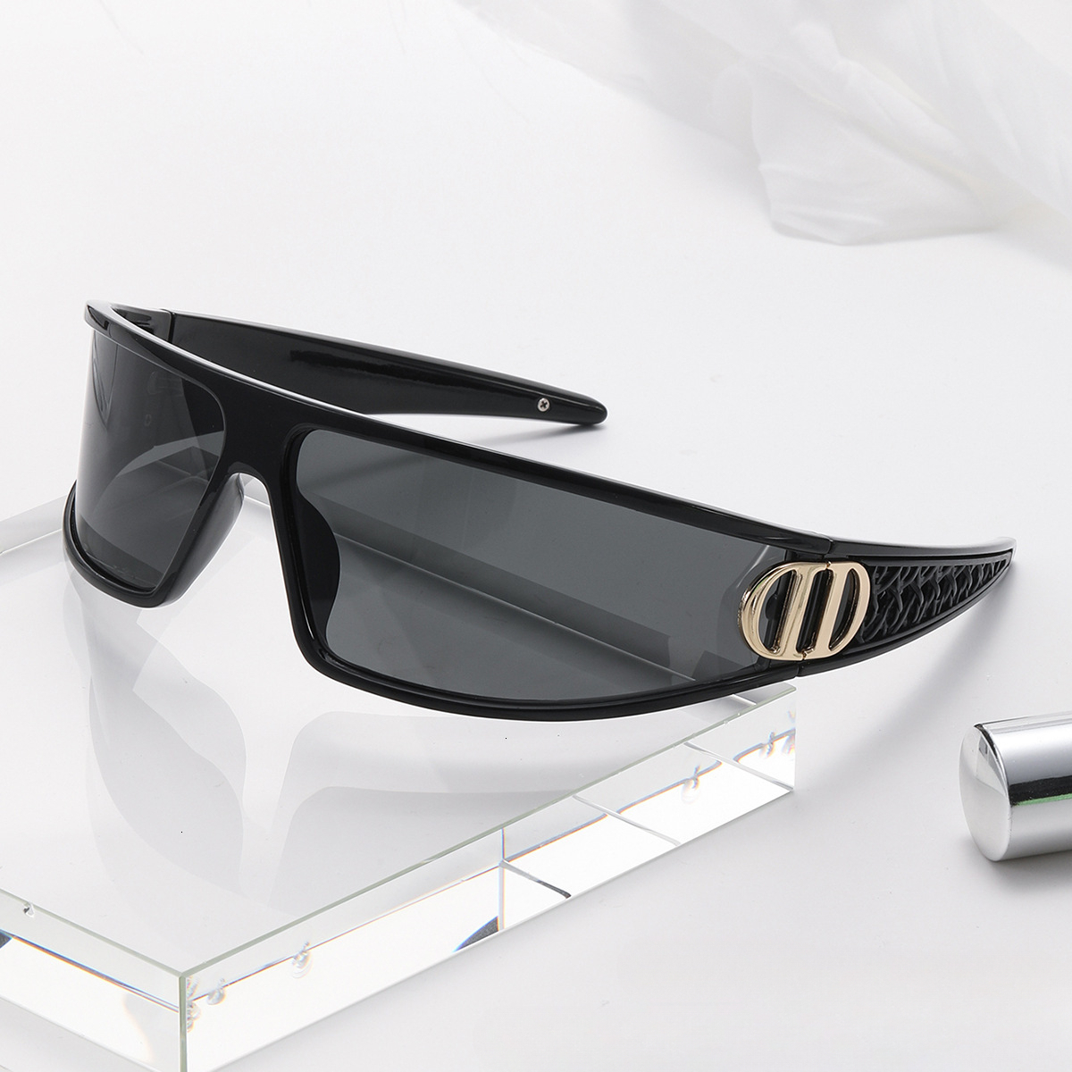 Luxury Brand Designer Jewelry New Trendy Fashion Headband Glasses, Popular Online, High-End Personalized Sunglasses, Perfect For Street Photography, V