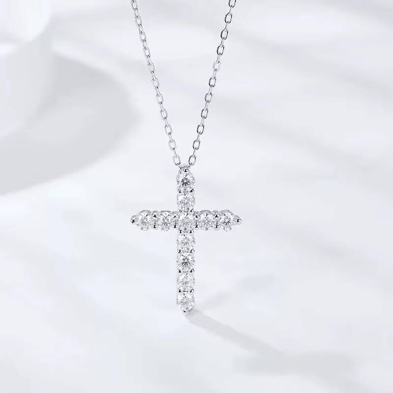 Wholesale Custom Moissanite Cross Necklace 925 Sterling Silver Hip Hop Style Pendant Jewelry for Men Women