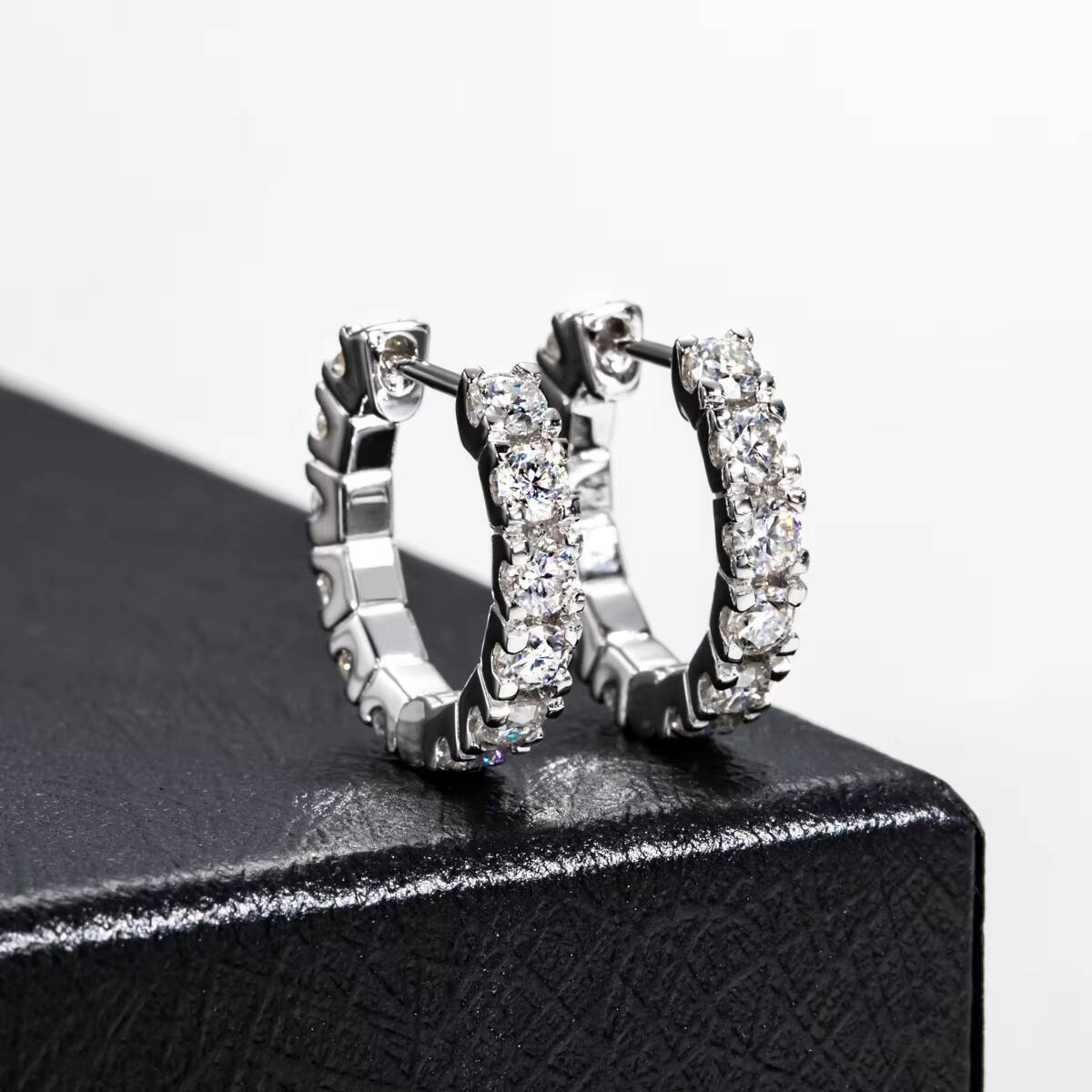 3mm/4mm Moissanite Hoop Earrings 925 Sterling Silver Light Luxury Fashion TikTok Live Wholesale
