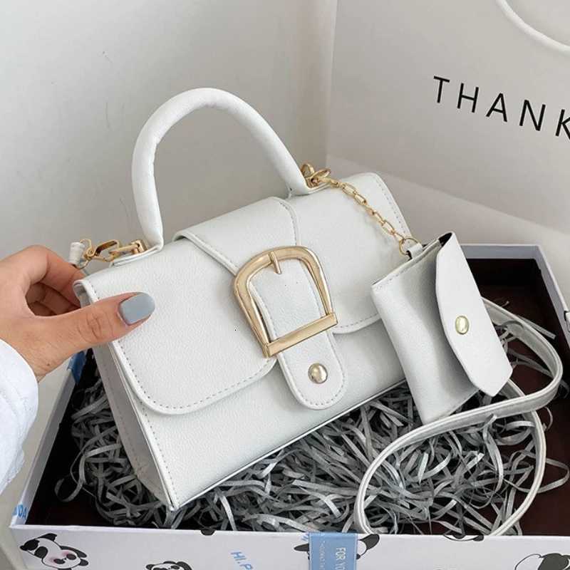 2026 New Fashion Small Handbags And Purses Designer Women Shoulder Bag Trendy Flap Female Commute Crossbody Bags Casual Tote Bag C260406