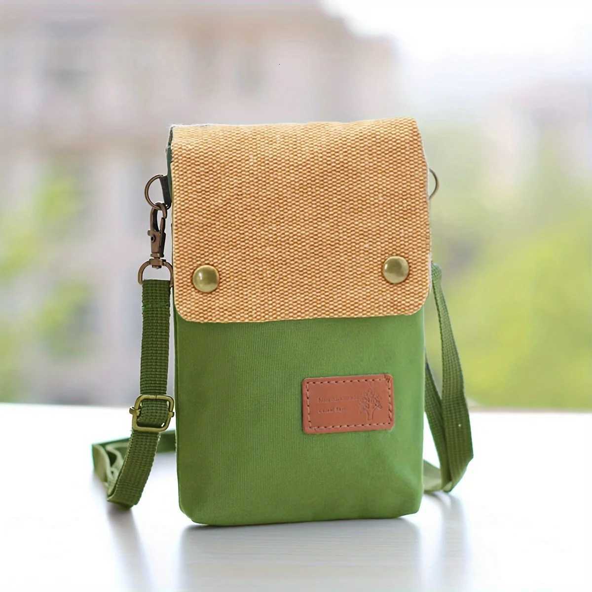 Solid-color minimalist canvas mobile phone crossbody bag small and portable a versatile small crossbody bag for daily use C260406