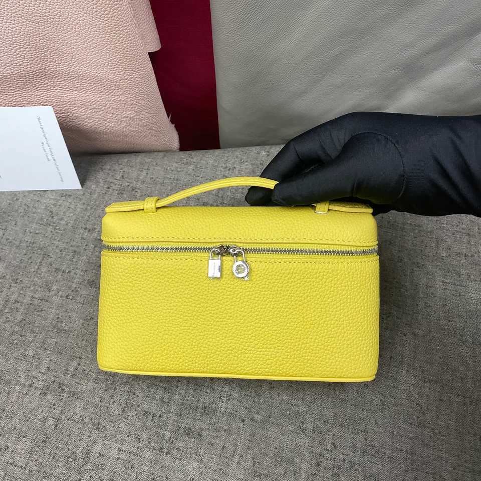 ew genuine leather LP19 mobile phone handbag for women Exclusive to women with a luxurious design and compact and exquisite ap C260406