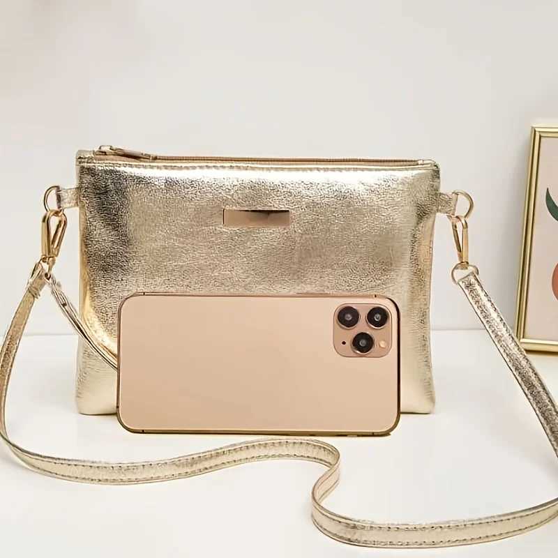 Elegant Gold Shiny Shoulder Bag Adjustable Shoulder Strap Zipper Closure Fashionable Retro Casual Crossbody Bags C260406