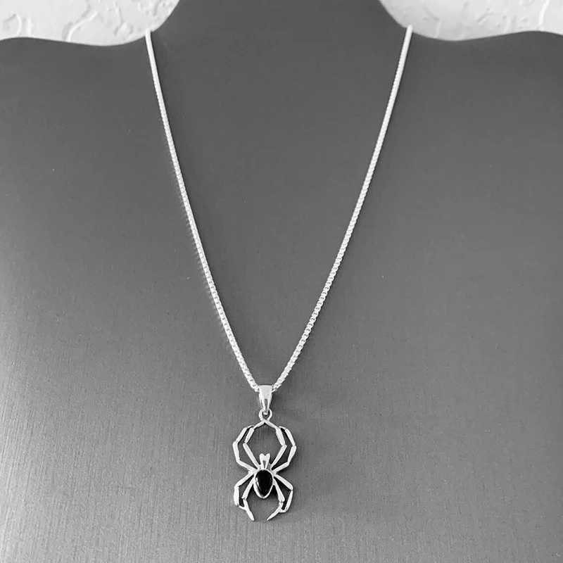 Huitan Cute Spider Animal Pendant Necklace for Girls Silver Color Chain Necklace Y2K Style Women Neck Accessories Trendy Jewelry H260406
