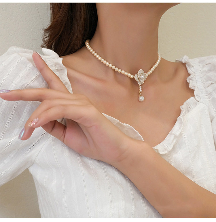 French vintage floral pearl necklace, niche fashion versatile ins-style collarbone chain, light luxury high-end jewelry for women - view 7
