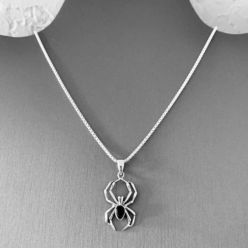 Huitan Cute Spider Animal Pendant Necklace for Girls Silver Color Chain Necklace Y2K Style Women Neck Accessories Trendy Jewelry H260406