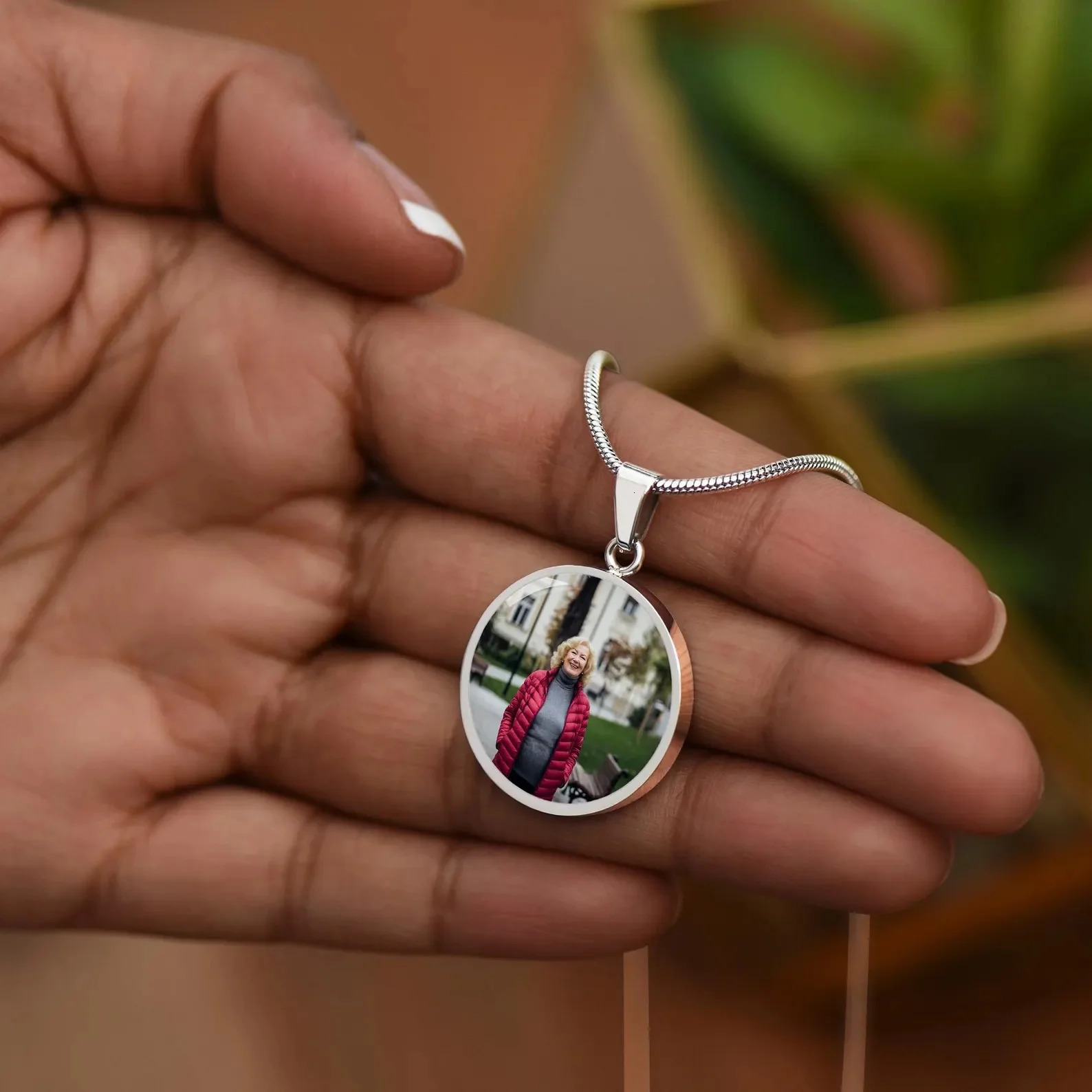 Amaxer Personalized Custom Color Po Necklace for Pet Family Memorial lover Gift Pet Memorial Remembrance Bereavement Gifts 260403BJ - view 4