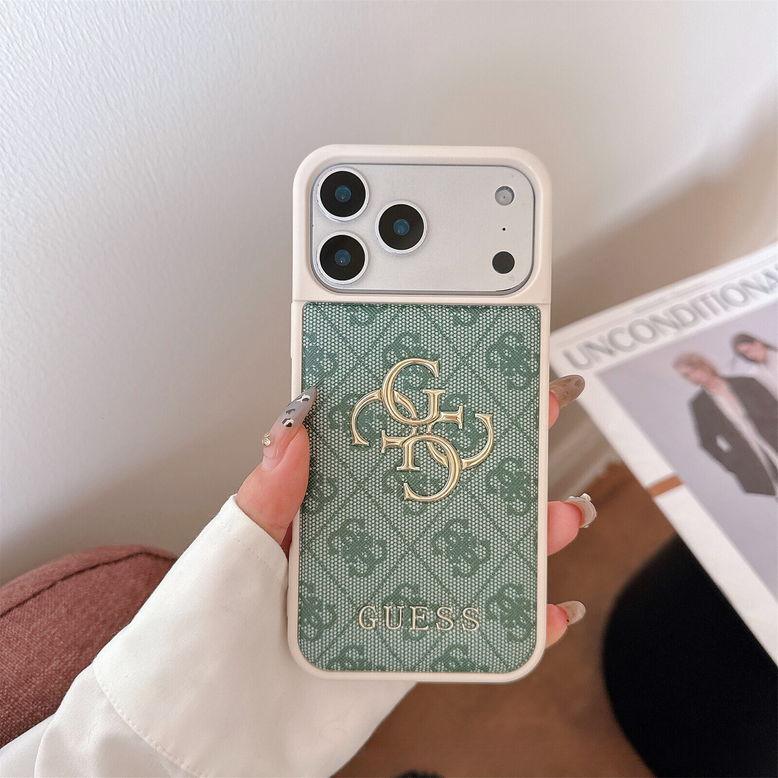 2026 New Designers' Luxury Collection Compatible With Applicable To Apple 17 Pro Max Phone Case Iphone 16 Pro Full Coverage 15 Pro Max Trendy Bra