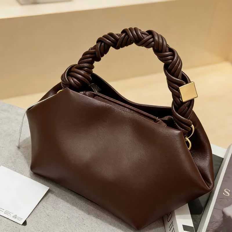 2026 Hot Paris Designer Moon Hexagonal Woven Shoulder Handbag Casual Crossbody Bag for Women with Premium Feel Ins New Trendy C260406