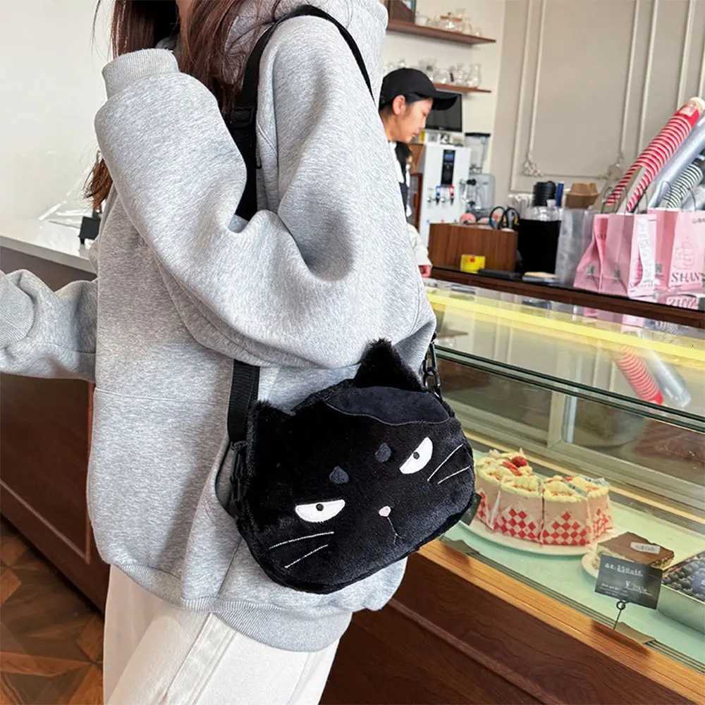 Chic Cute Cartoon Plush Cat Handbag Y2K Style Mini Crossbody Bag Personalized Cute Purse Cartoon Plush Soft Shoulder Bag C260406